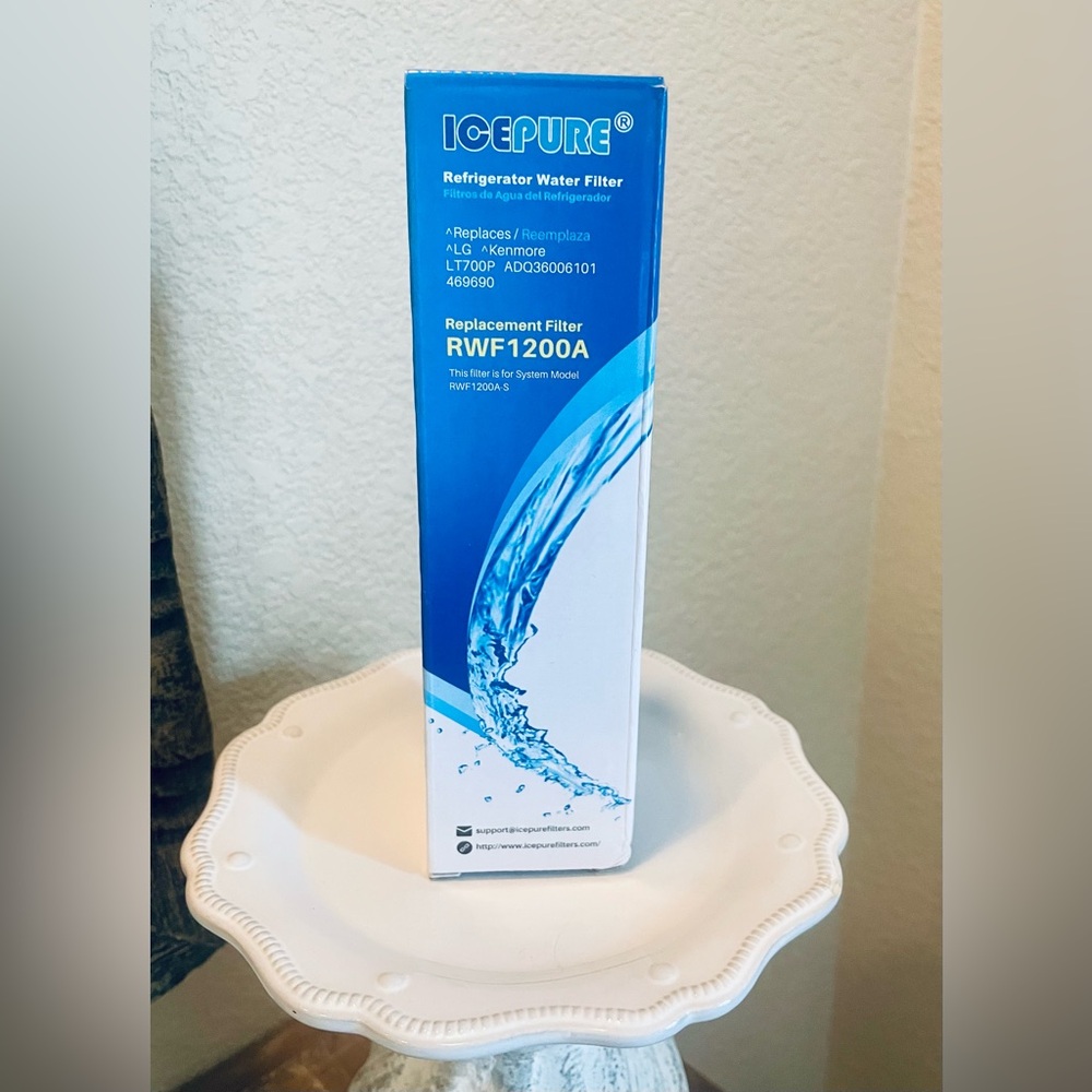IcePure Replacement Refrigerator Water Filter Replaces Kenmore LG Agua RWF1200A